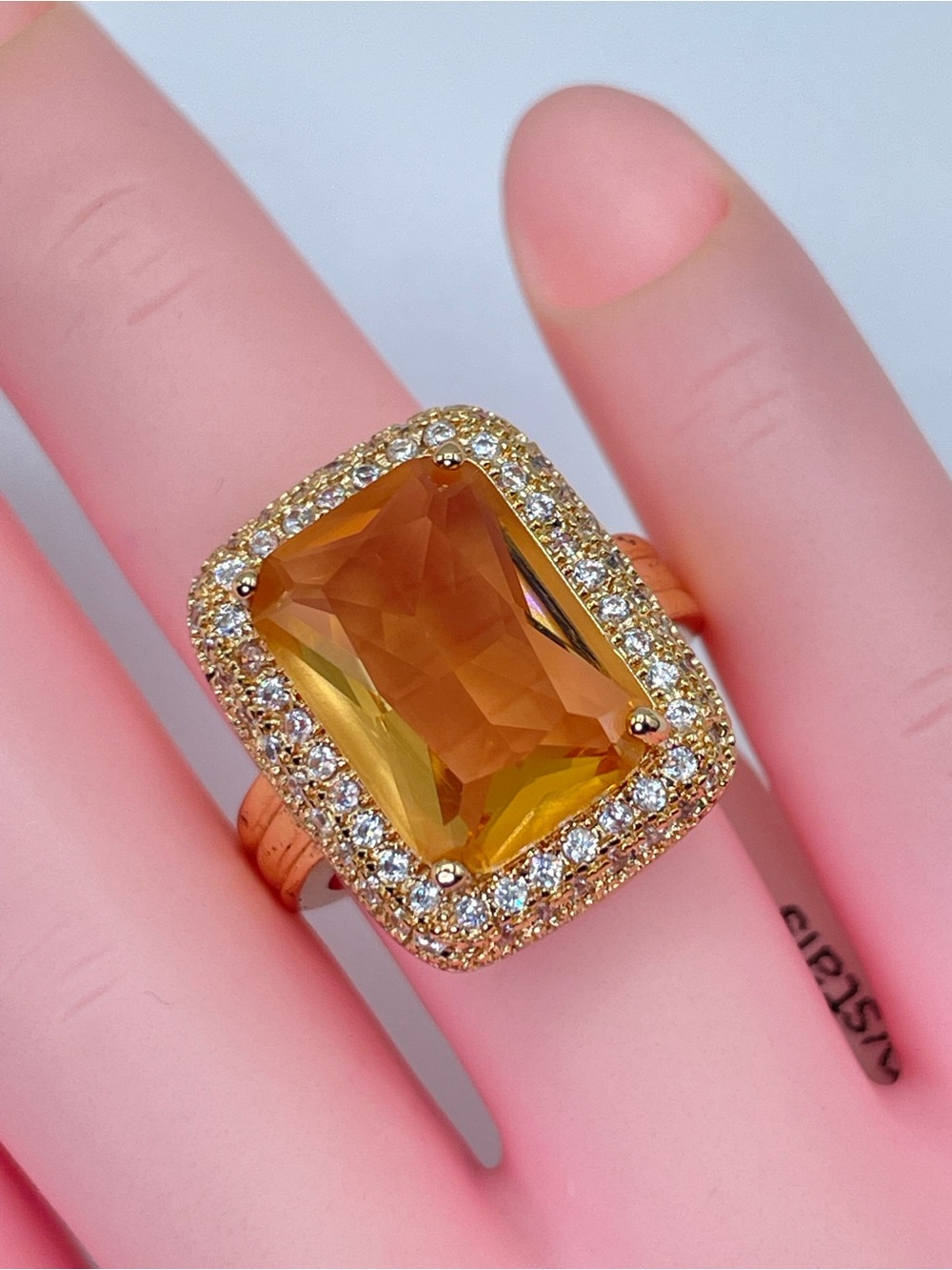 Swarovski Crystal Elements Champagne Crystal Halo Ring Gold Statement Sz 6 - Picture 3 of 9